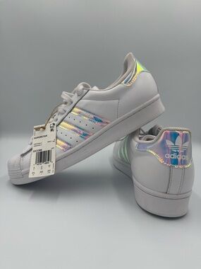 NEW! Adidas Superstar White Iridescent Shell Toe Sneakers GX3386 sz 8 men,no box
